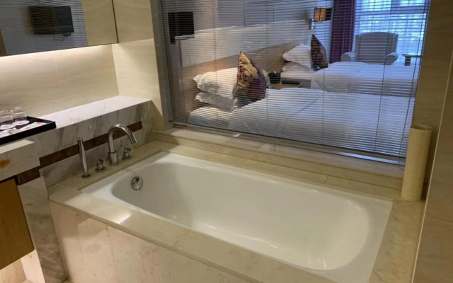 Suzhou Sun Plaza Hotel