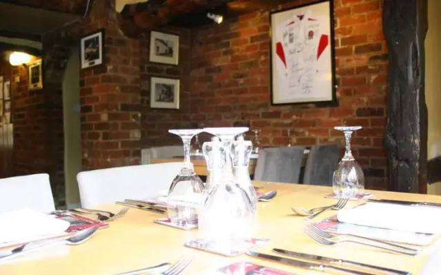The Fountain Inn