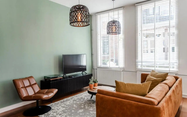 Casa by Sellas