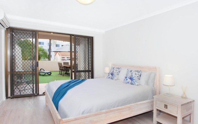 Beachport 14 - Newly Renovated 2 Bedroom Apt on Parkyn Parade with Aircon – Guest Rooms – Mooloolaba