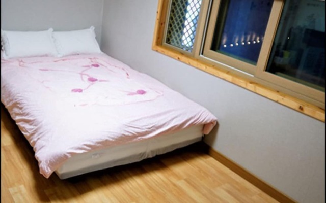 Gooreumchae Guest House