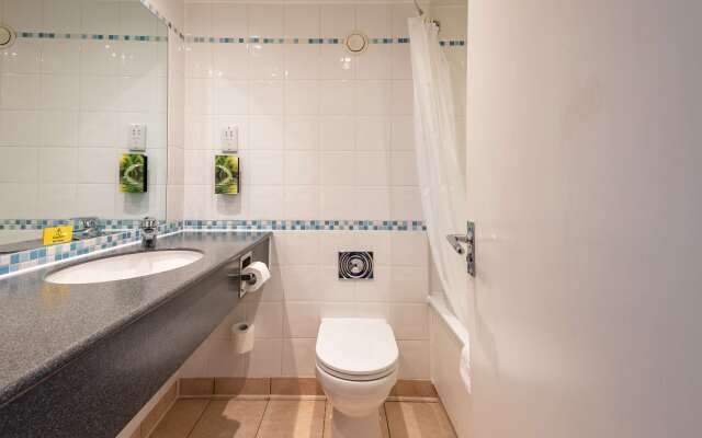 Milestone Peterborough Hotel A1M, Sure Hotel Collection