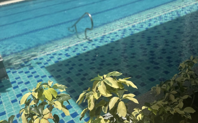 Levi & Moon's Chill with beautiful view