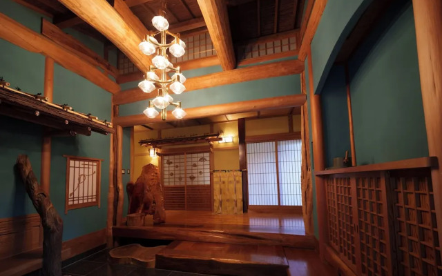 Yufuin Geihinkan Torigoebettei