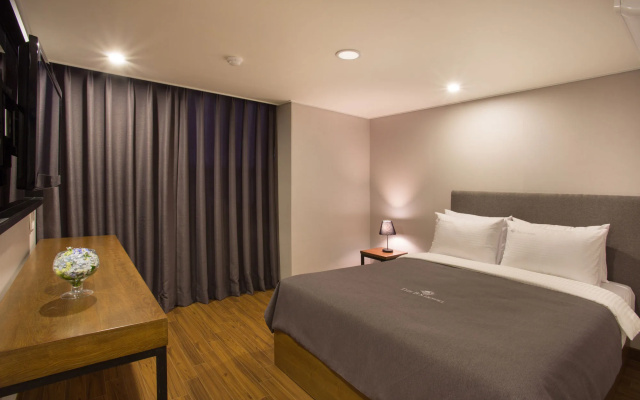 The BS Hotel