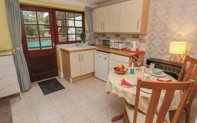 The Laurels Flat