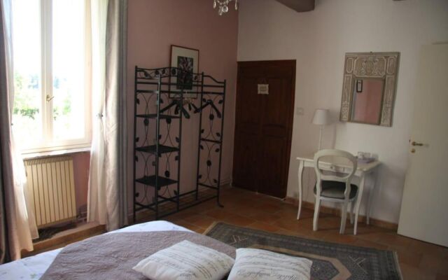 B&B Au Mas De La Tournillone