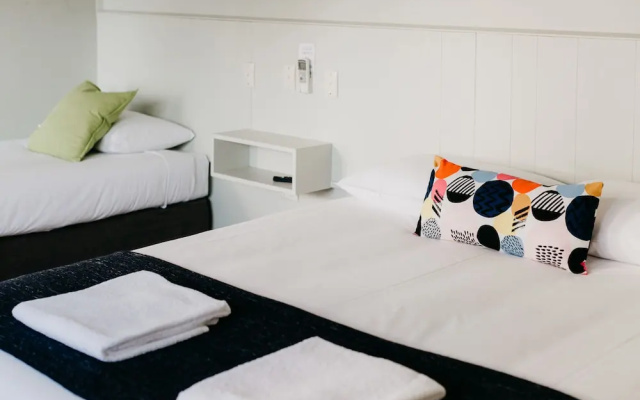 Finley Country Club Hotel Motel