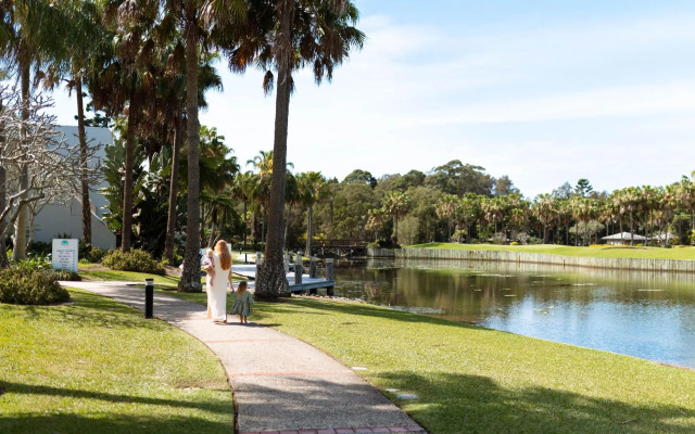Pacific Bay Resort Suite