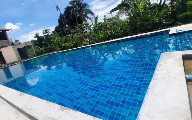 Mountain Blue Cottage