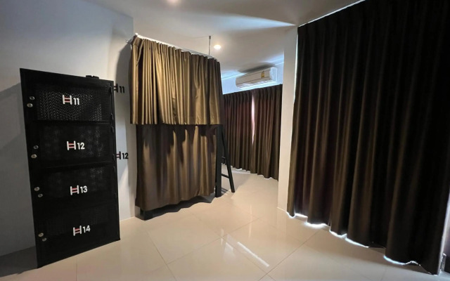 Litera Hostel