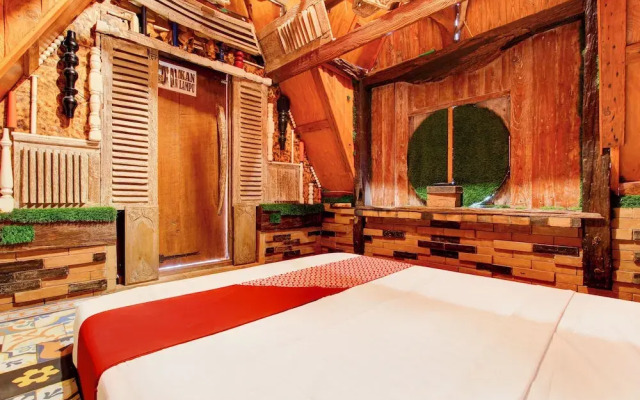 OYO 94405 D'classic Homestay