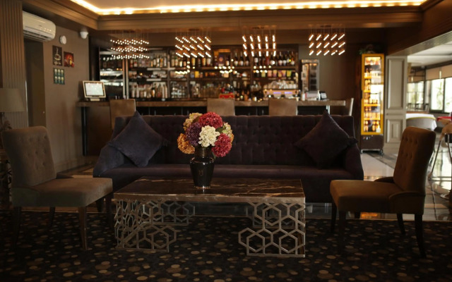 Northdoor Hotel