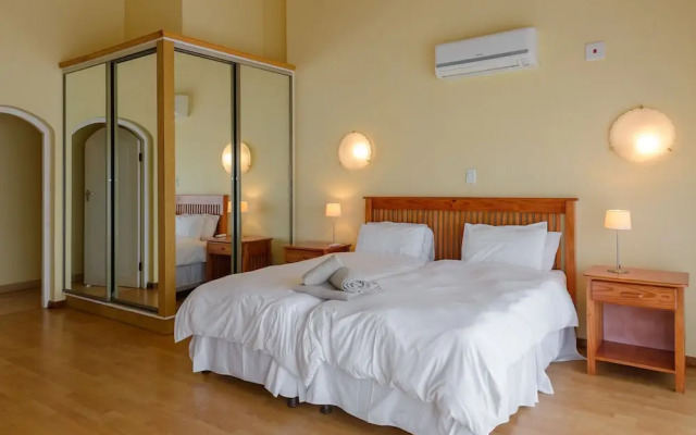 San Lameer Villa Rentals Three Bedroom Luxury 13908
