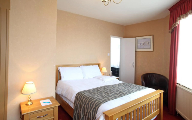 Pier Hotel