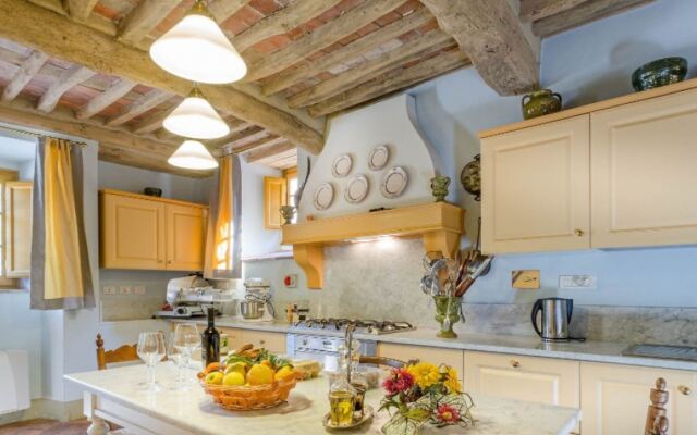 Luxury Country Villa Near Lucca-villa Fattoria