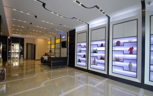 Lavande Hotel Nanjin Shuiximen Mochou Lake Garden