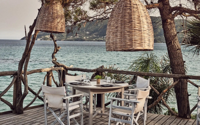 Gloria Maris Hotel Suites & Villas
