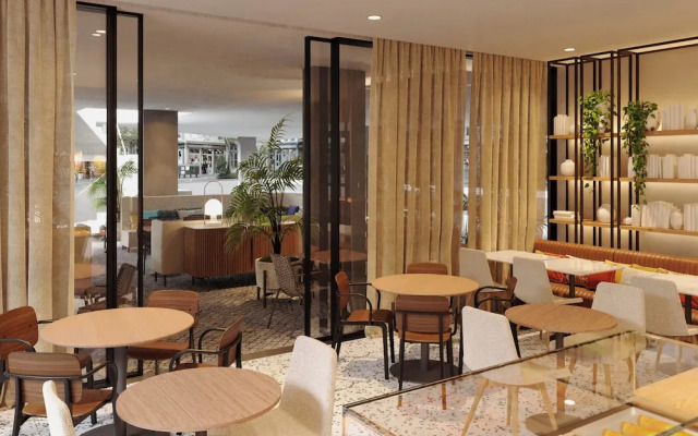 Four Points by Sheraton Matosinhos