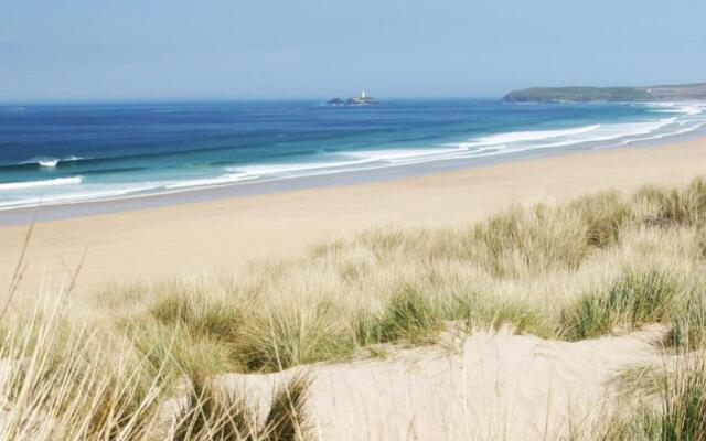 Trevithick by the Beach for Families & the Pooch