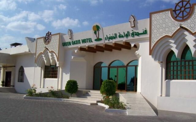 Green Oasis Hotel