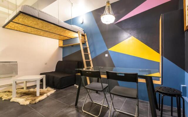 Unusual and charming 25m² near LE MARAIS