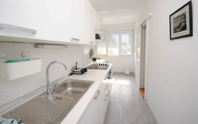Bolt Holiday Apartment