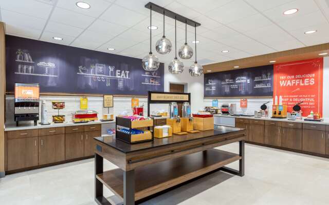 Hampton Inn Kansas City Southeast, Mo