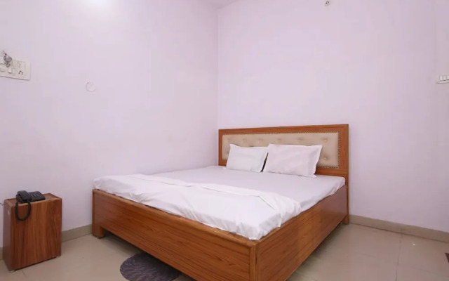 SPOT ON 37464 Vishal Guest House 2