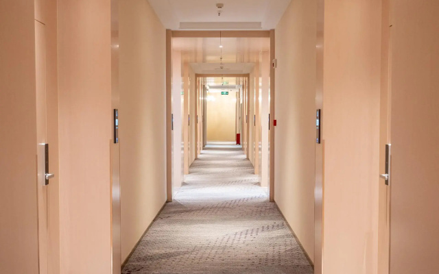 LavandeLavande Hotel (Zhongshan Tanzhou Business Center Branch)
