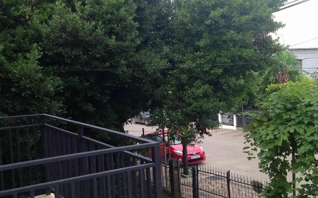 Ninoshvili Street Apartment