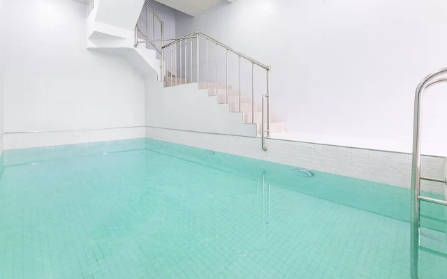 Yeosu Nukim Poolvilla