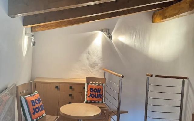 SMARTnoOK Rooms & Apartment