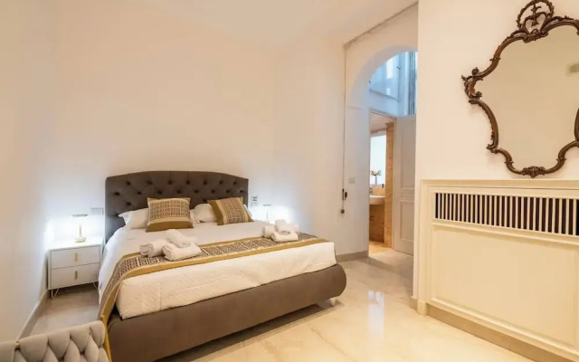 The One, Luxury Seaview With Piano