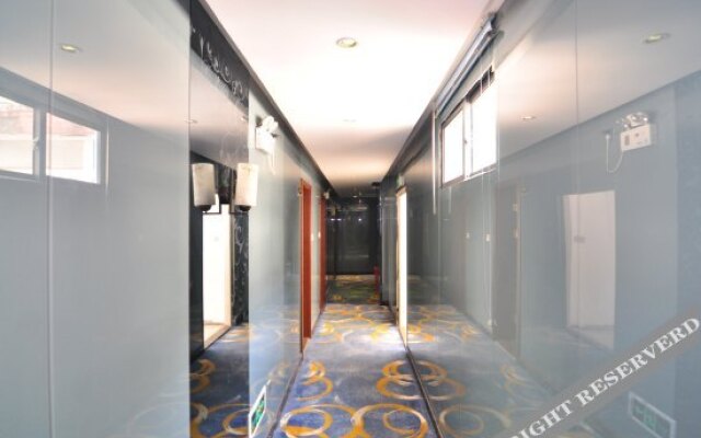 Aidu Fashion Boutique Hotel