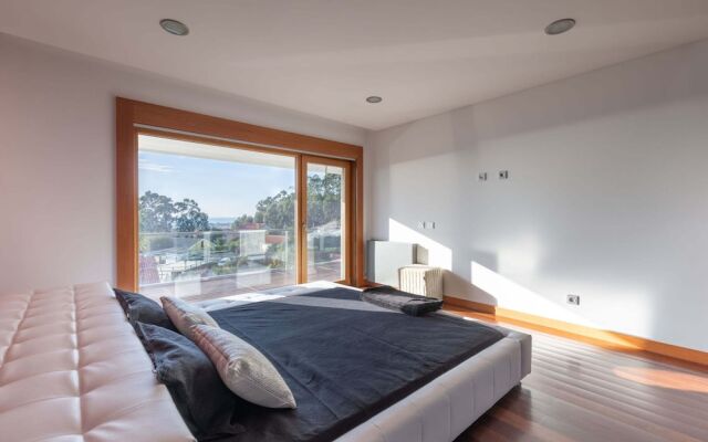 Lovely Holiday Home With Garden