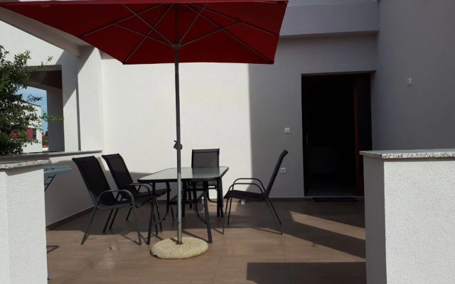 Mari - Close to the sea & Parking - A3