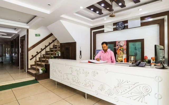 OYO 46221 Hotel Shiv Dev International