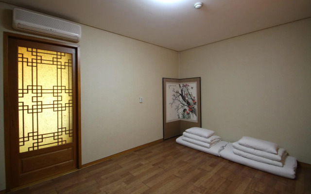 Daedong Hotel