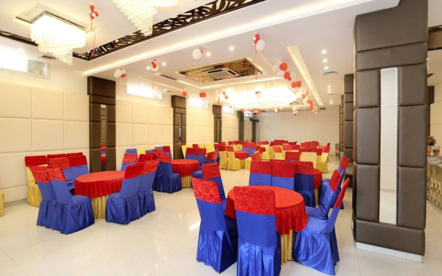 OYO 14981 Hotel Royal MJS