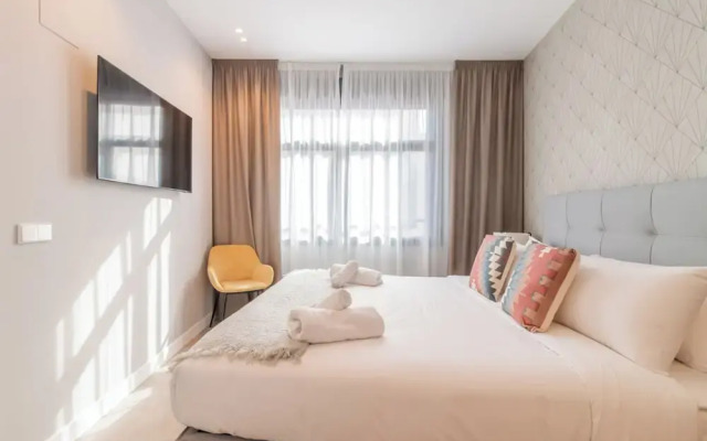 Home Art Apartments Bernabéu