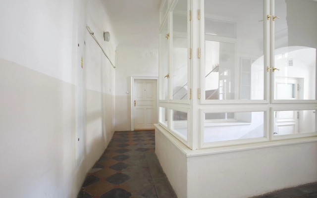 Charles Bridge Apartments