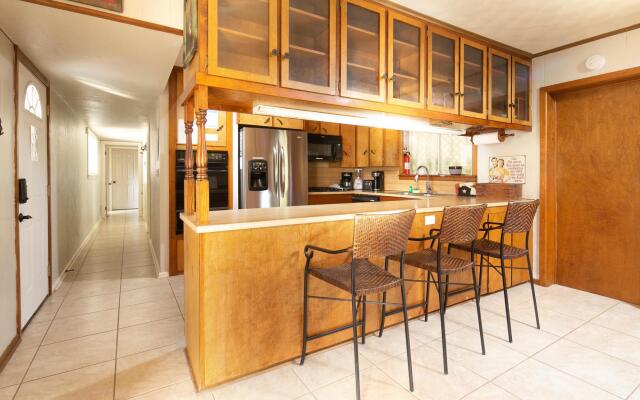 Lazy Southern Getaway