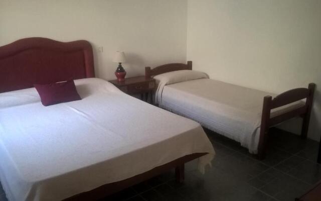Hosteria Aguas Claras