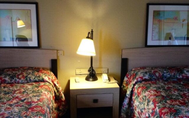 American Inn & RV Park