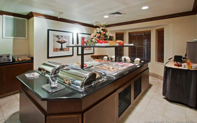 Staybridge Suites Fort Wayne by IHG