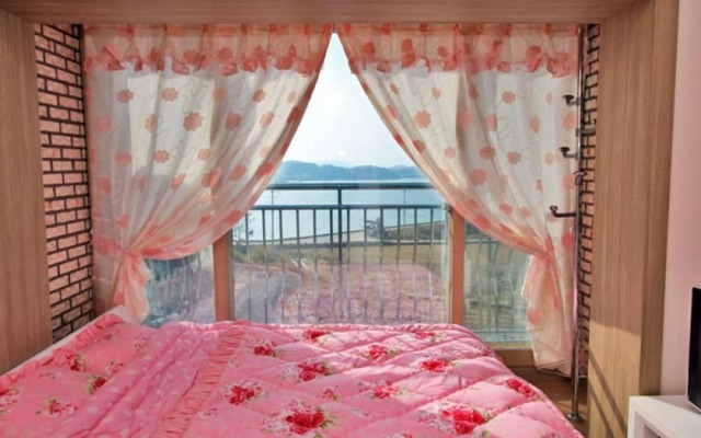 Seosan Noeulgwa Bada Pension