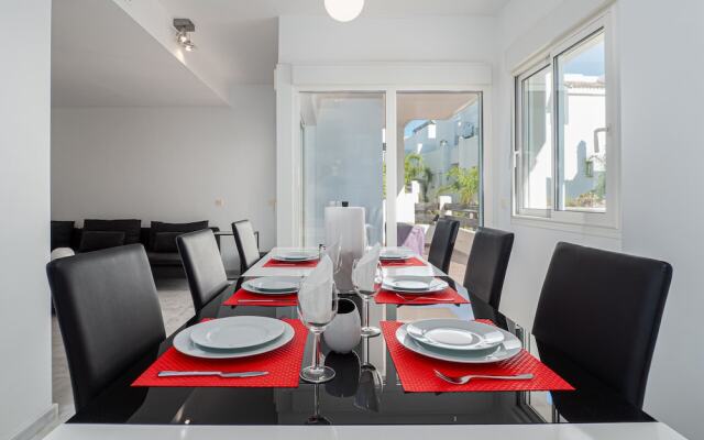 2051-New 3 bedrooms on golf
