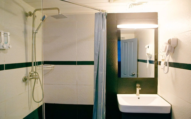 Upland International Youth Hostel