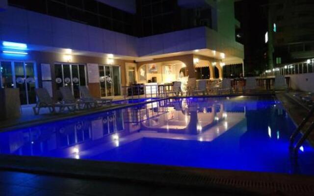 Servet76 Grand Hotel